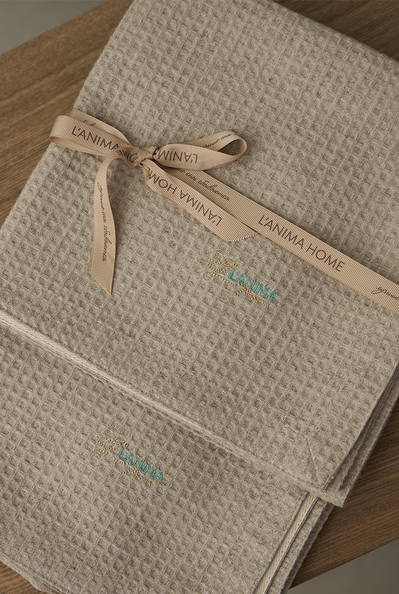 Полотенце c вышивкой Lanima Home коричневое